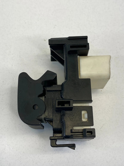 09-22 TOYOTA COROLLA SEDAN 06-18 RAV4 REAR RIGHT DOOR POWER WINDOW SWITCH OEM
