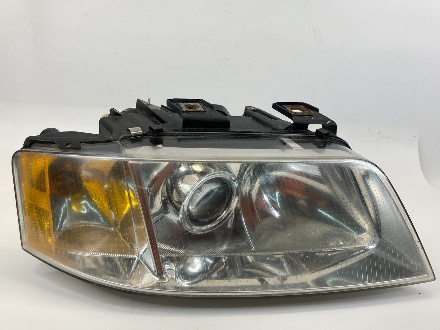 2000 2001 Audi A6 Quattro Front Right Passenger Headlight Headlamp Lamp Halogen