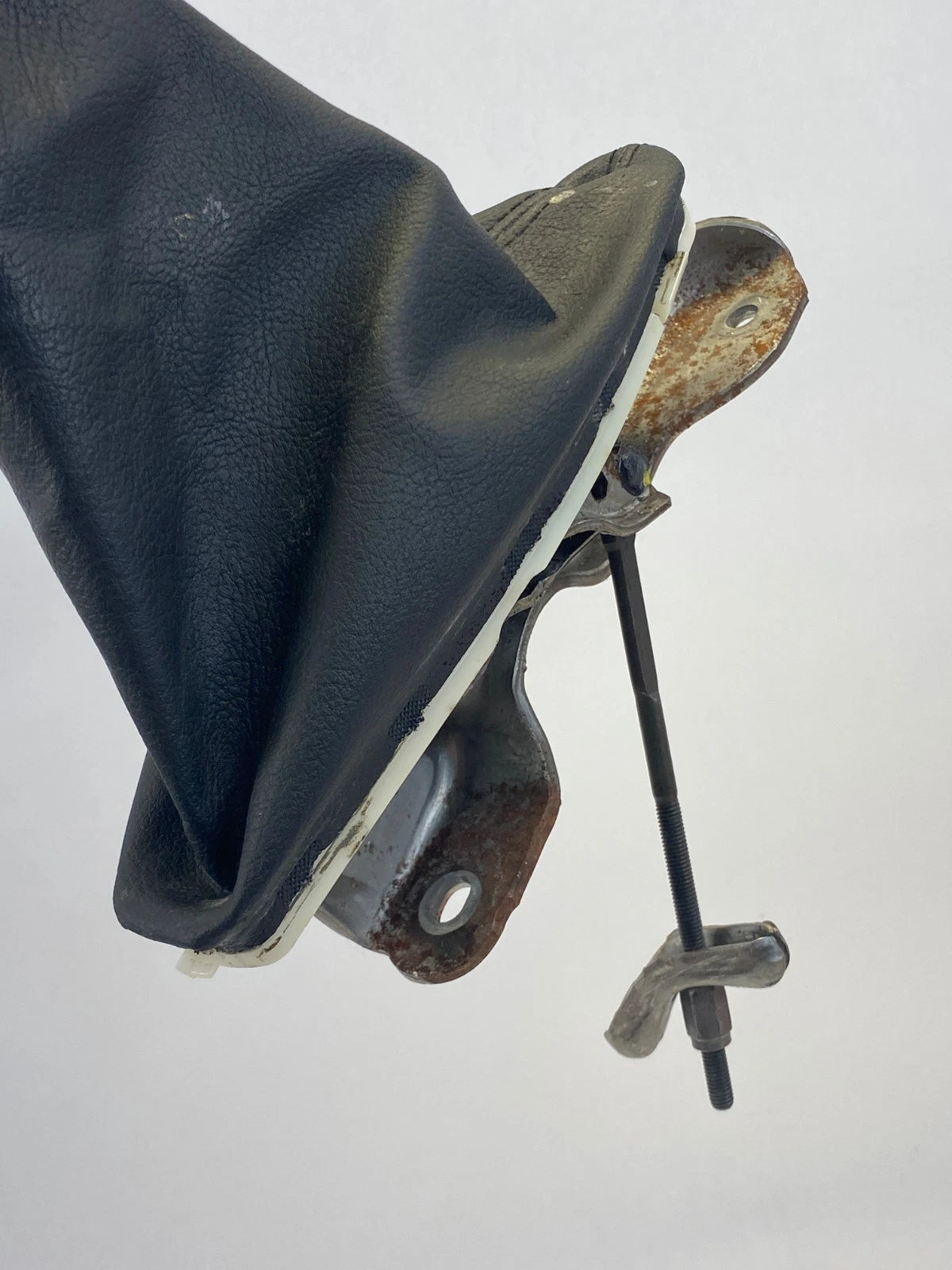 2011-2014 VOLKSWAGEN JETTA CENTER CONSOLE EMERGENCY PARKING BRAKE LEVER ASSY OEM
