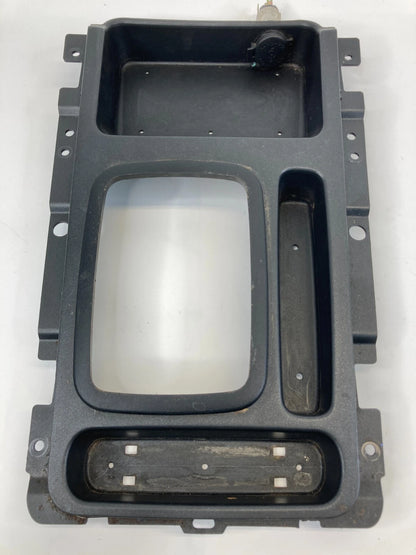 2003-2006 KIA SORENTO A/T CENTER CONSOLE SHIFT COVER BEZEL TRIM 84621-3E070 OEM
