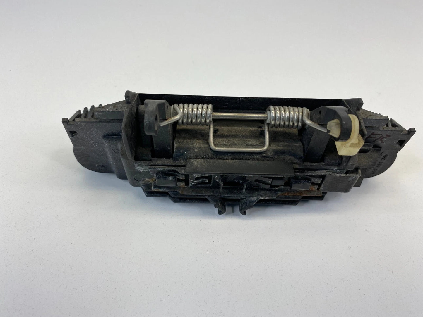 2002-2008 AUDI A4 A4 QUATTRO FRONT RIGHT SIDE EXTERIOR DOOR HANDLE 4B0839885 OEM