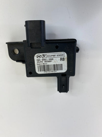 2011-2014 Hyundai Accent Front Right Seat Occupant Sensor Module 88952-1R500 OEM