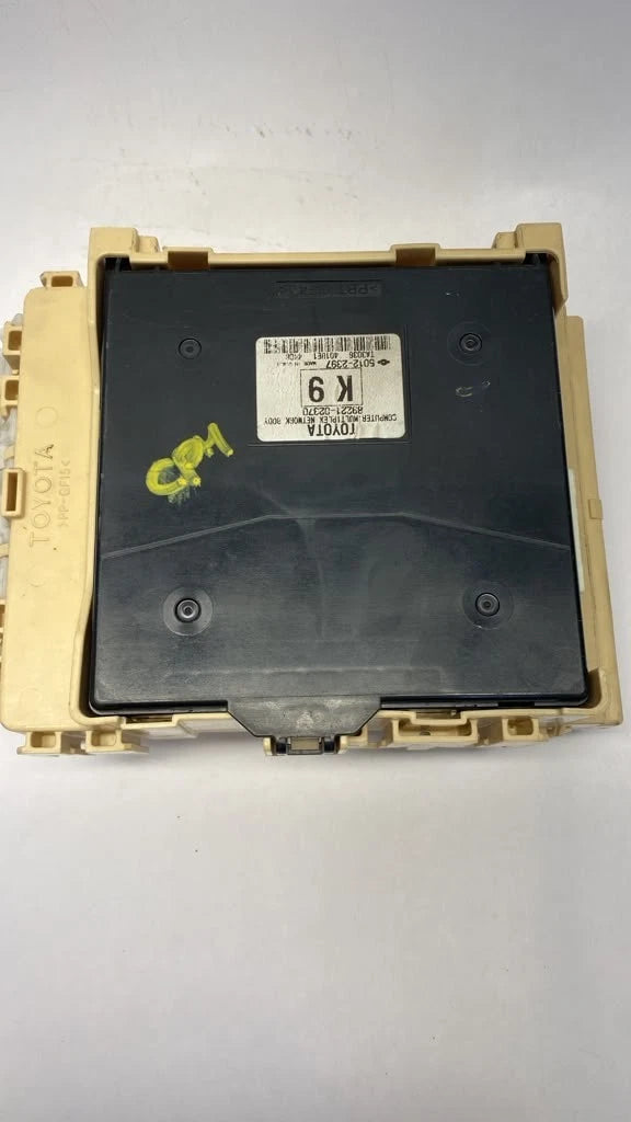 2014-2016 TOYOTA COROLLA FUSE BOX CABIN JUNCTION MULTIPLEX NETWORK 89221-02370