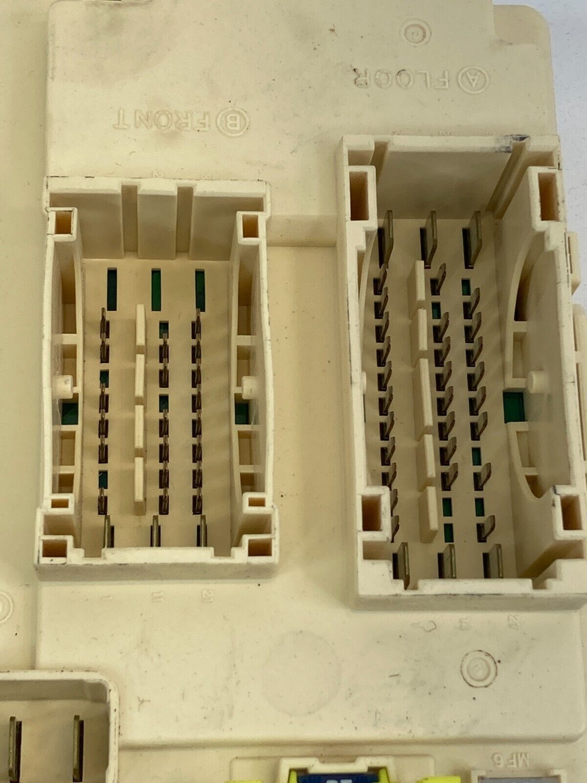 12 13 Hyundai Sonata Instrument Panel Junction Fuse Relay Box 91950-3S051 OEM