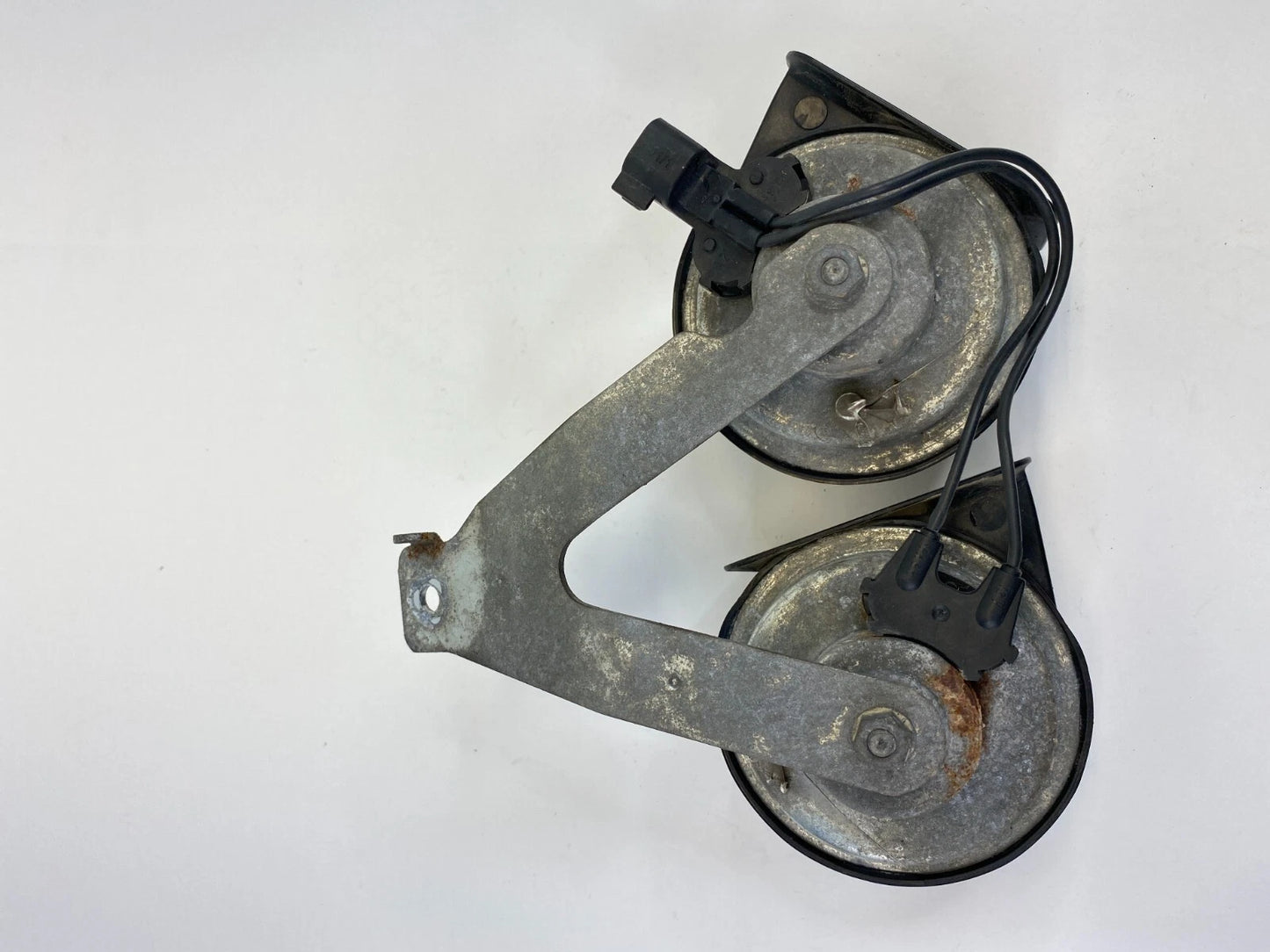2014-2017 FORD FIESTA HIGH & LOW TONE NOTE SIGNAL HORN SET AM80S-E355306 OEM