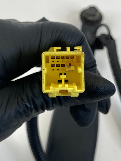 2012-2017 Hyundai Accent Front Right Passenger Side Seat Belt Buckle OEM