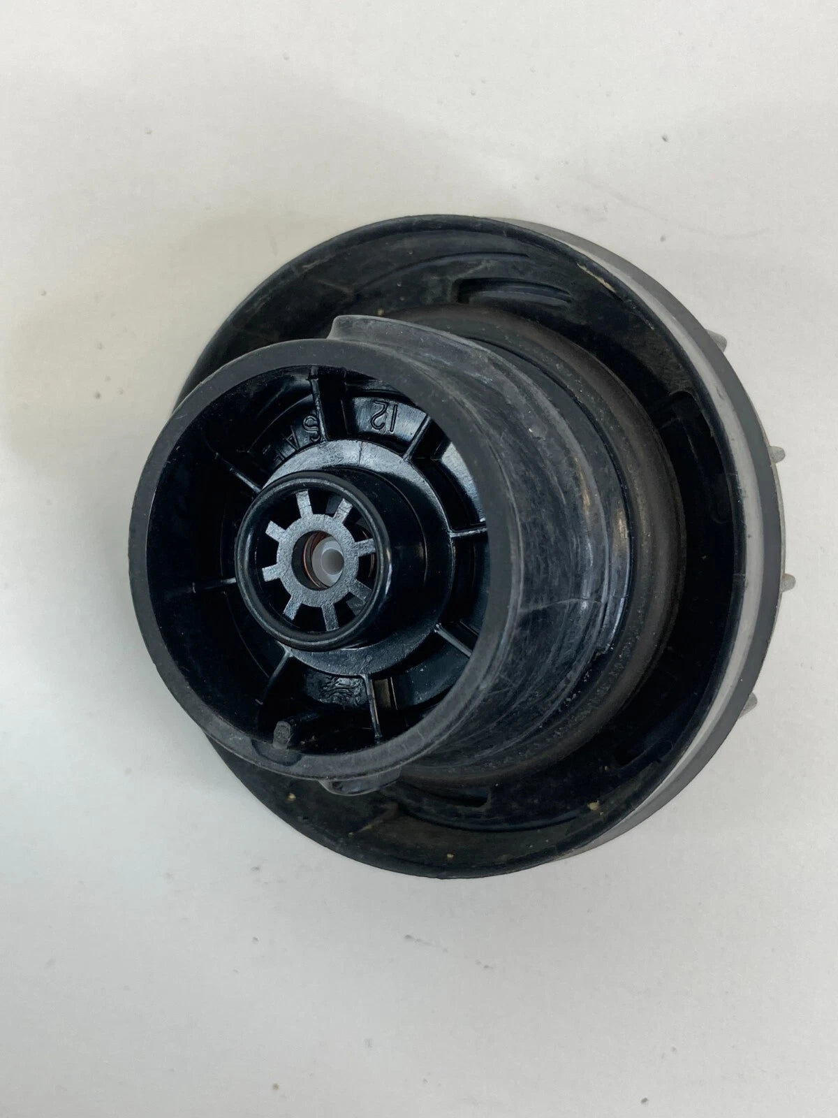 2004-2020 HYUNDAI ELANTRA 05-20 SANTA FE TUCSON FUEL FILLER GAS TANK CAP