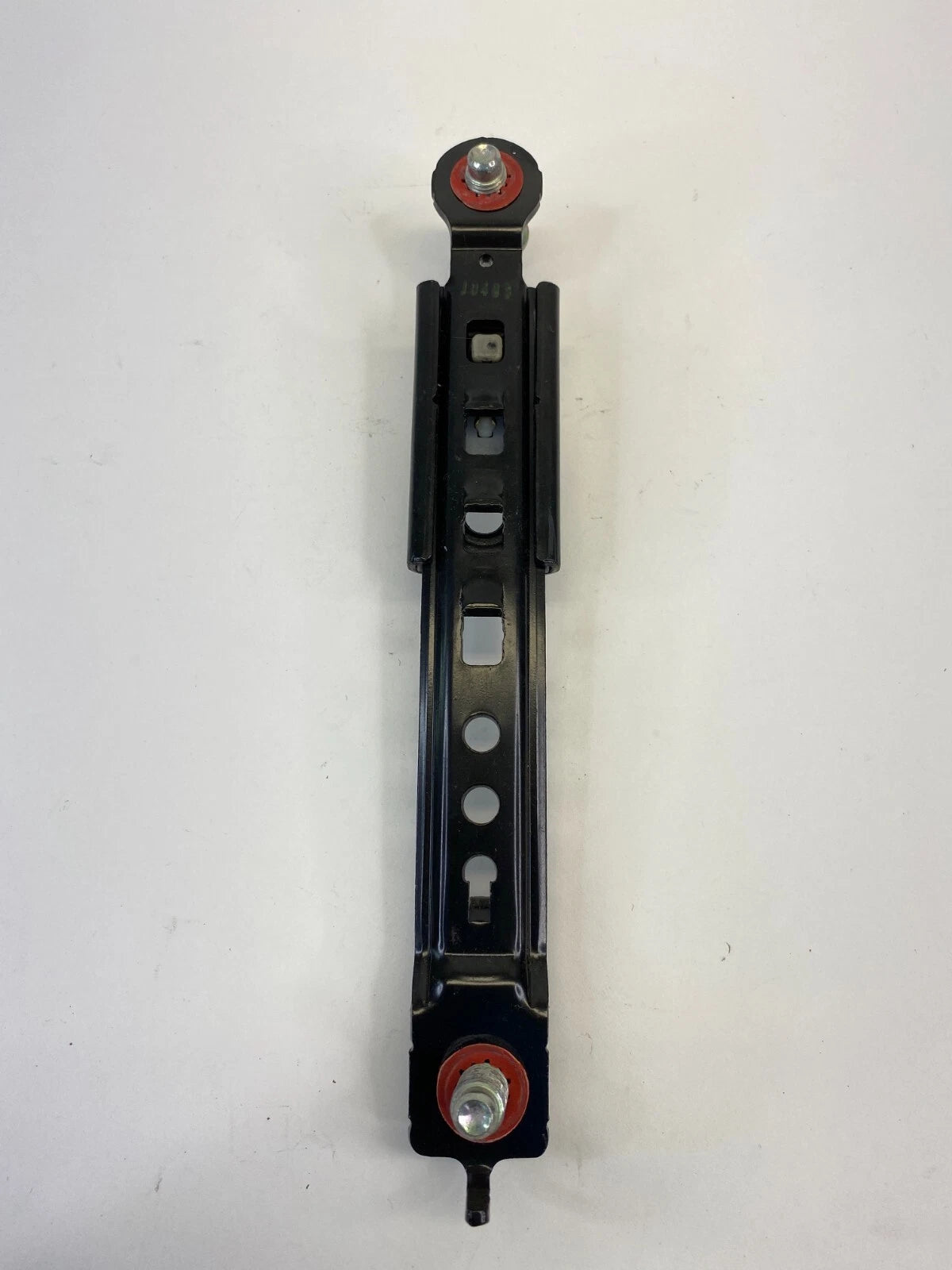 2011-2016 HYUNDAI ELANTRA REAR RIGHT SEAT BELT ADJUSTER HEIGHT BRACKET SUPPORT
