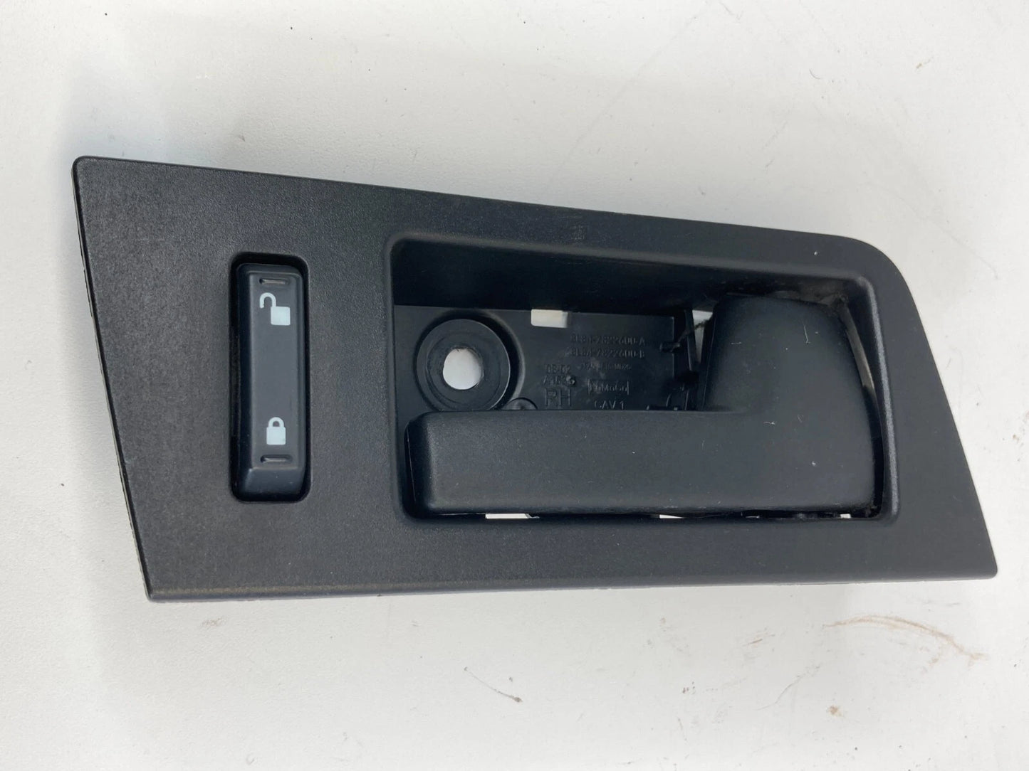 2008-2012 FORD ESCAPE FRONT RIGHT SIDE INTERIOR DOOR HANDLE 8L84-7822600-A OEM