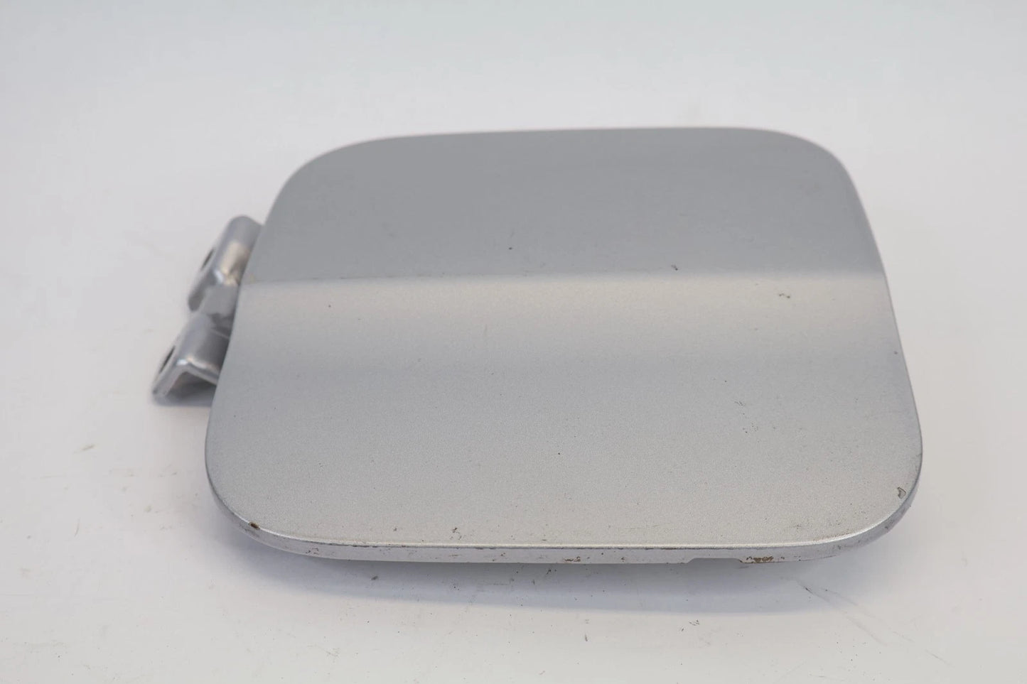2001-2005 HONDA CIVIC COUPE SILVER FUEL GAS TANK DOOR LID COVER FLAP OEM