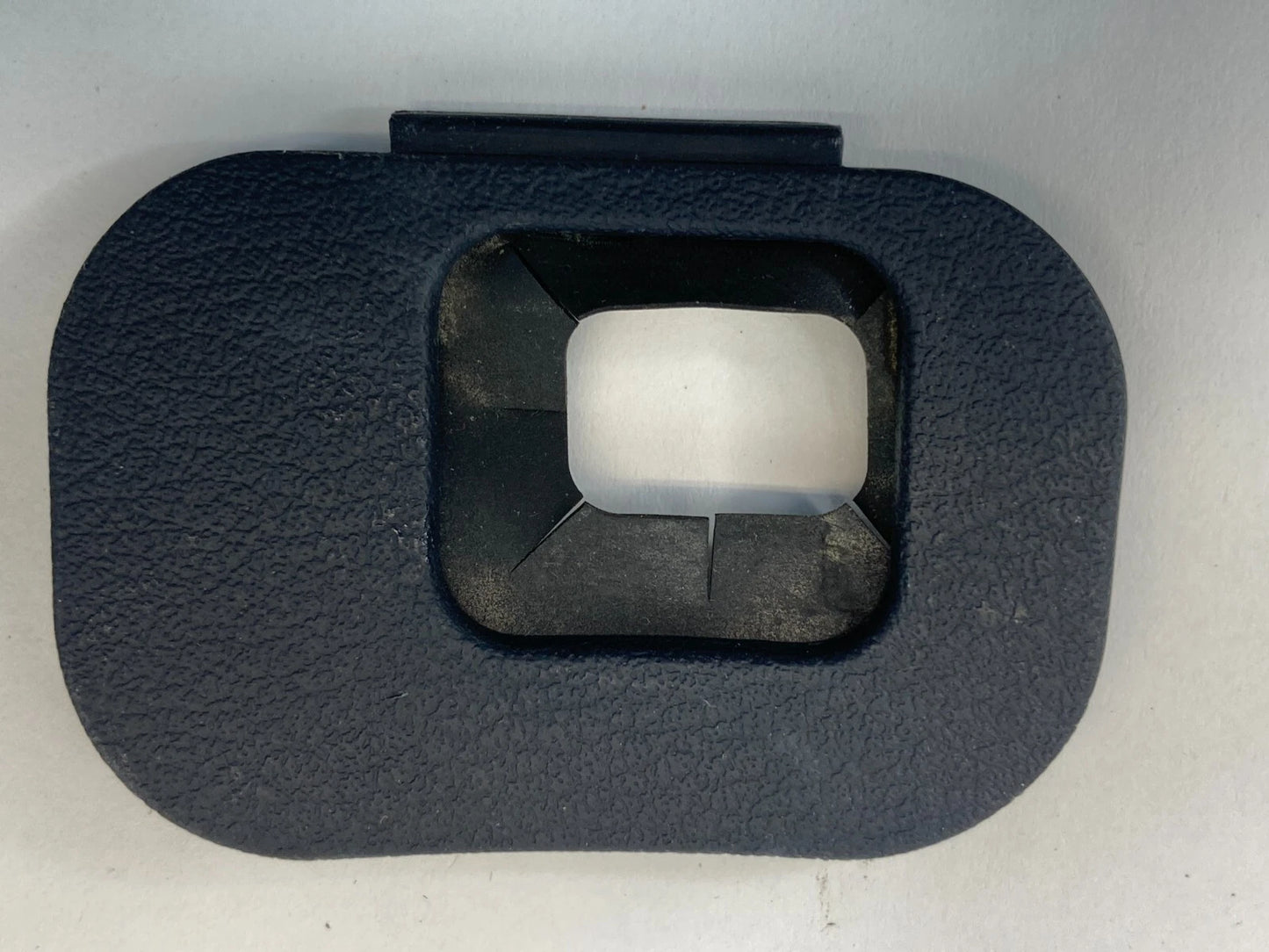 2007-2012 LEXUS ES350 STEERING WHEEL RIGHT LOWER COVER TRIM BEZEL 45186-33090