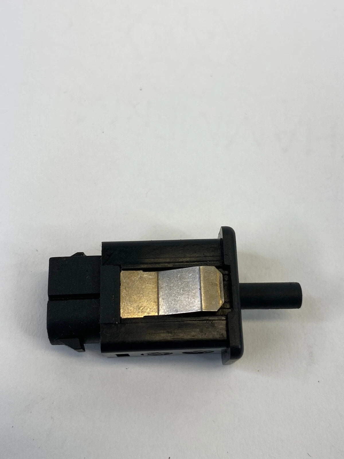 2004-2007 BMW 525I 530I GLOVE BOX COURTESY LIGHT LAMP SWITCH SENSOR 1388277 OEM