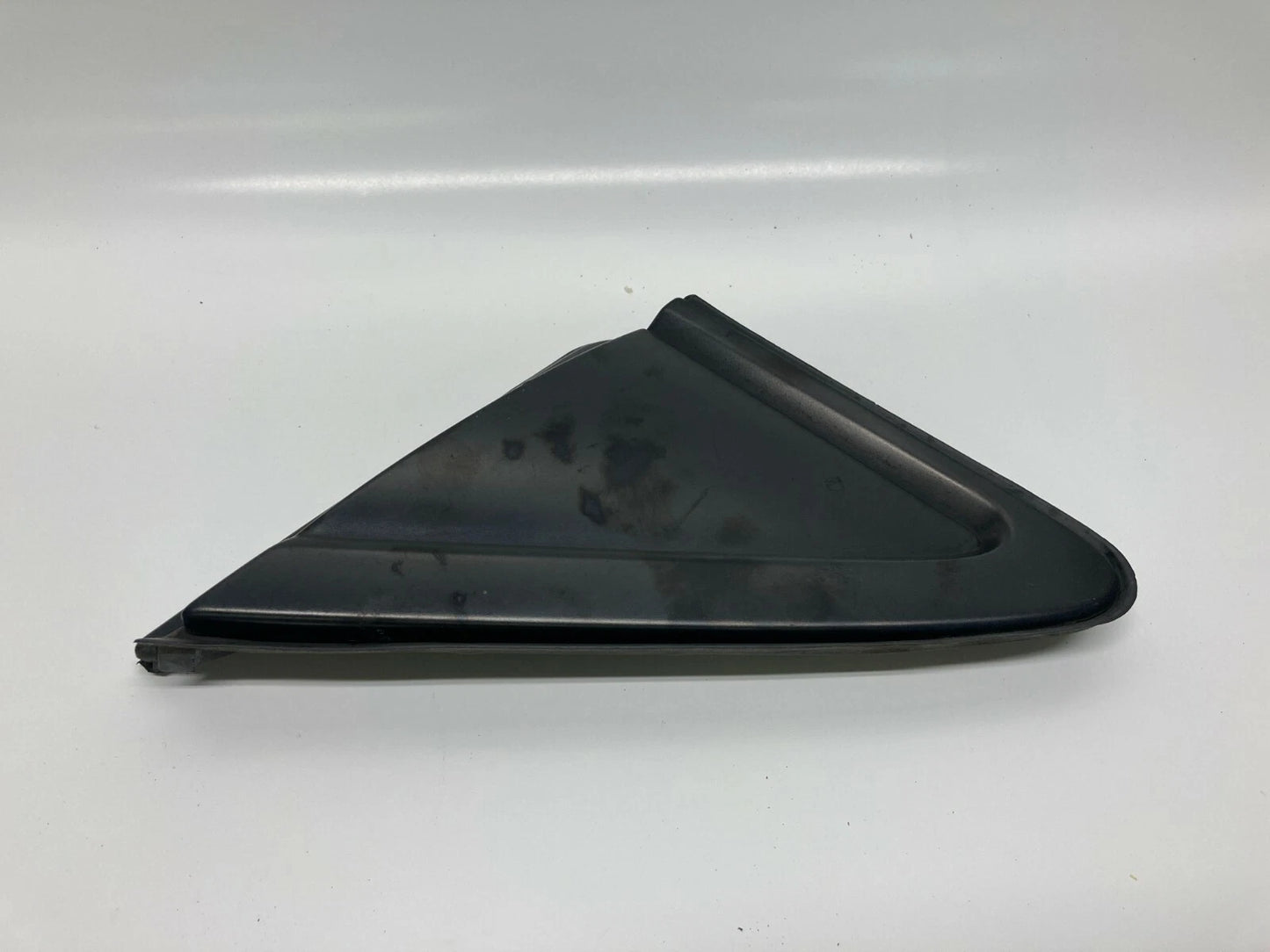 99-04 HONDA ODYSSEY FRONT LEFT FENDER EXTERIOR CORNER COVER TRIM 75495S0XAA000