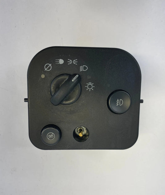 2002-2009 GMC ENVOY HEADLIGHT HEADLAMP FOGLIGHT SWITCH 15067051 OEM