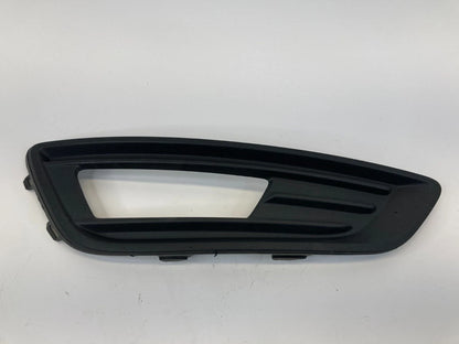 2015-2018 FORD FOCUS BUMPER RIGHT FOG LIGHT BRACKET COVER TRIM F1EB-15A298-A