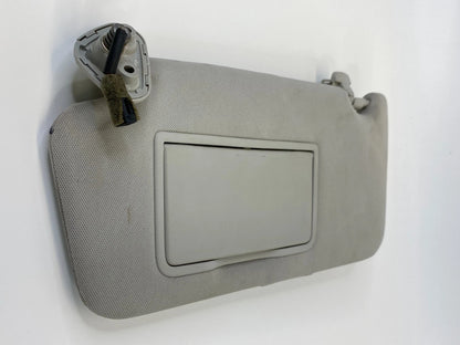 2010-2014 SUBARU LEGACY RIGHT SIDE SUNVISOR SUN VISOR SHADE W/ ILLUMINATION OEM
