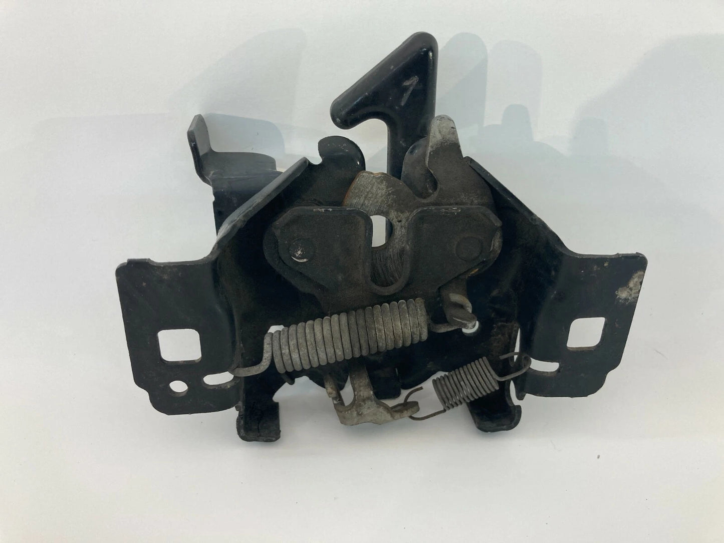06-09 FORD FUSION 08-11 FOCUS FRONT HOOD LOCK LATCH RELEASE ACTUATOR 6E5A-16700