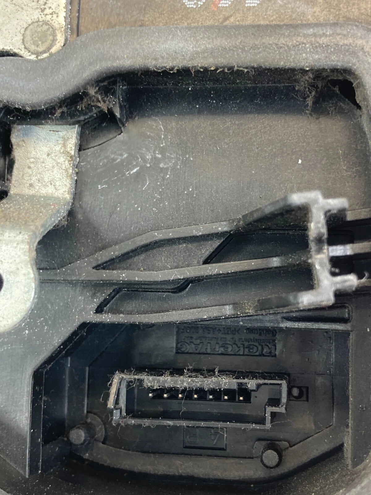 2004-2010 BMW X3 SUV 4-DR FRONT RIGHT DOOR LOCK LATCH RELEASE ACTUATOR 7154628