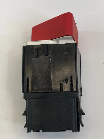 2009-2011 VW VOLKSWAGEN TIGUAN EMERGENCY DASH HAZARD LIGHT WARNING SWITCH OEM