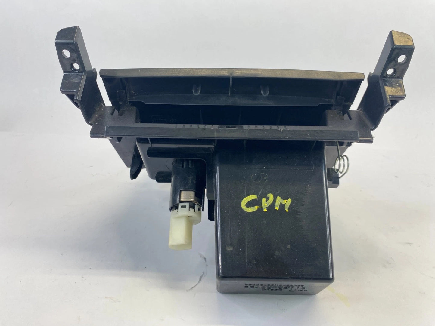 09-13 TOYOTA COROLLA CENTER CONSOLE SHIFTER TRIM BEZEL W ASHTRAY 55420-02390 OEM