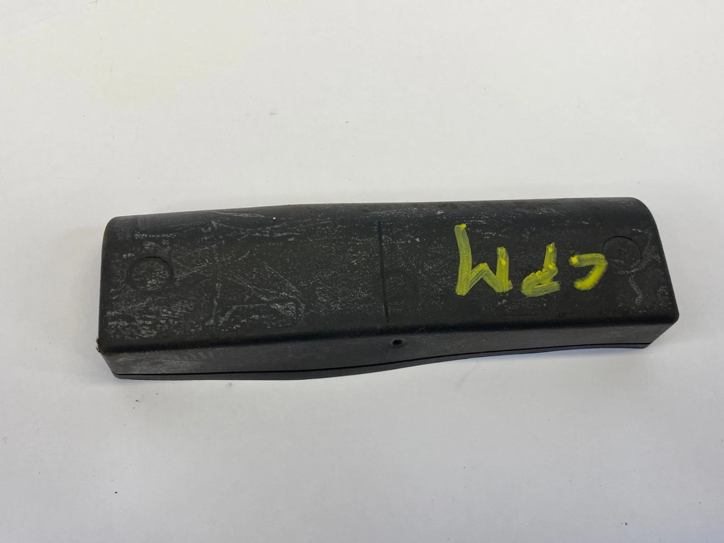 2002-2009 CHEVROLET TRAILBLAZER CENTER CONSOLE RUBBER MAT INSERT LINER OEM