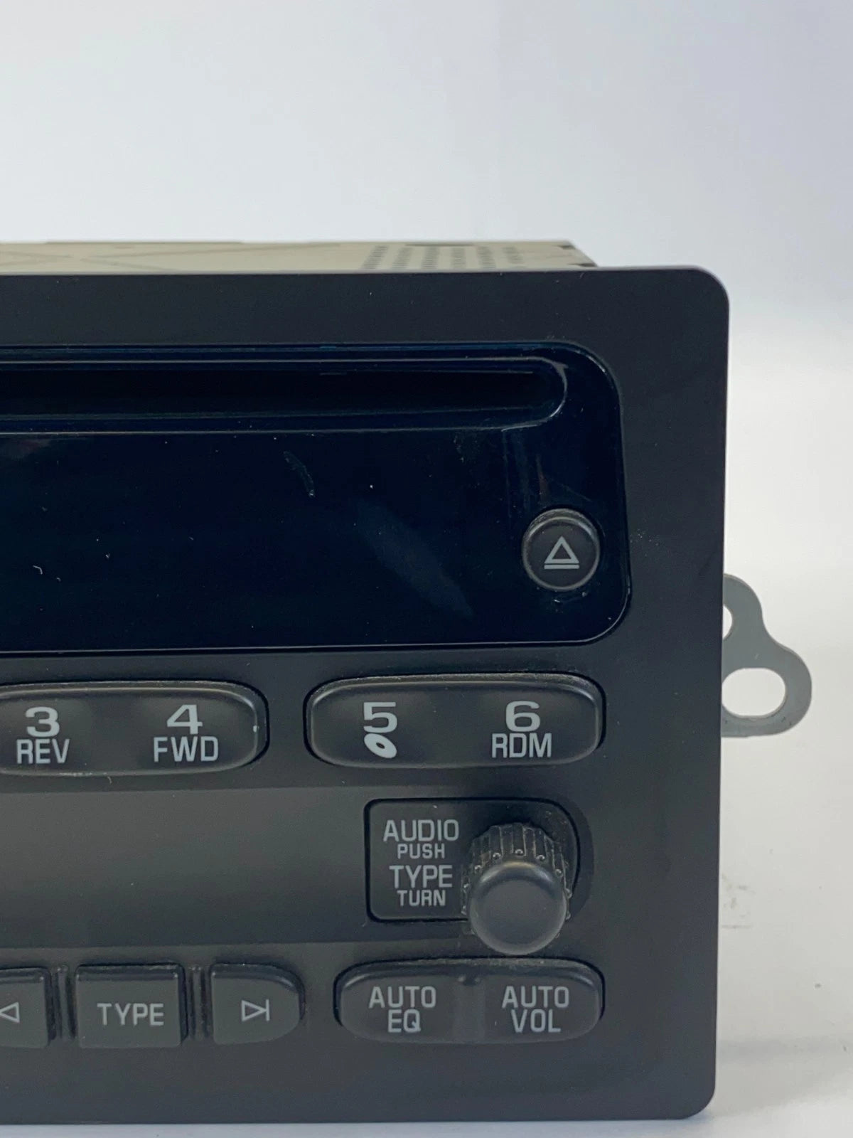 2005-2009 CHEVROLET TRAILBLAZER AM/FM RADIO RECEIVER CD DISC PLAYER 15850275 OEM