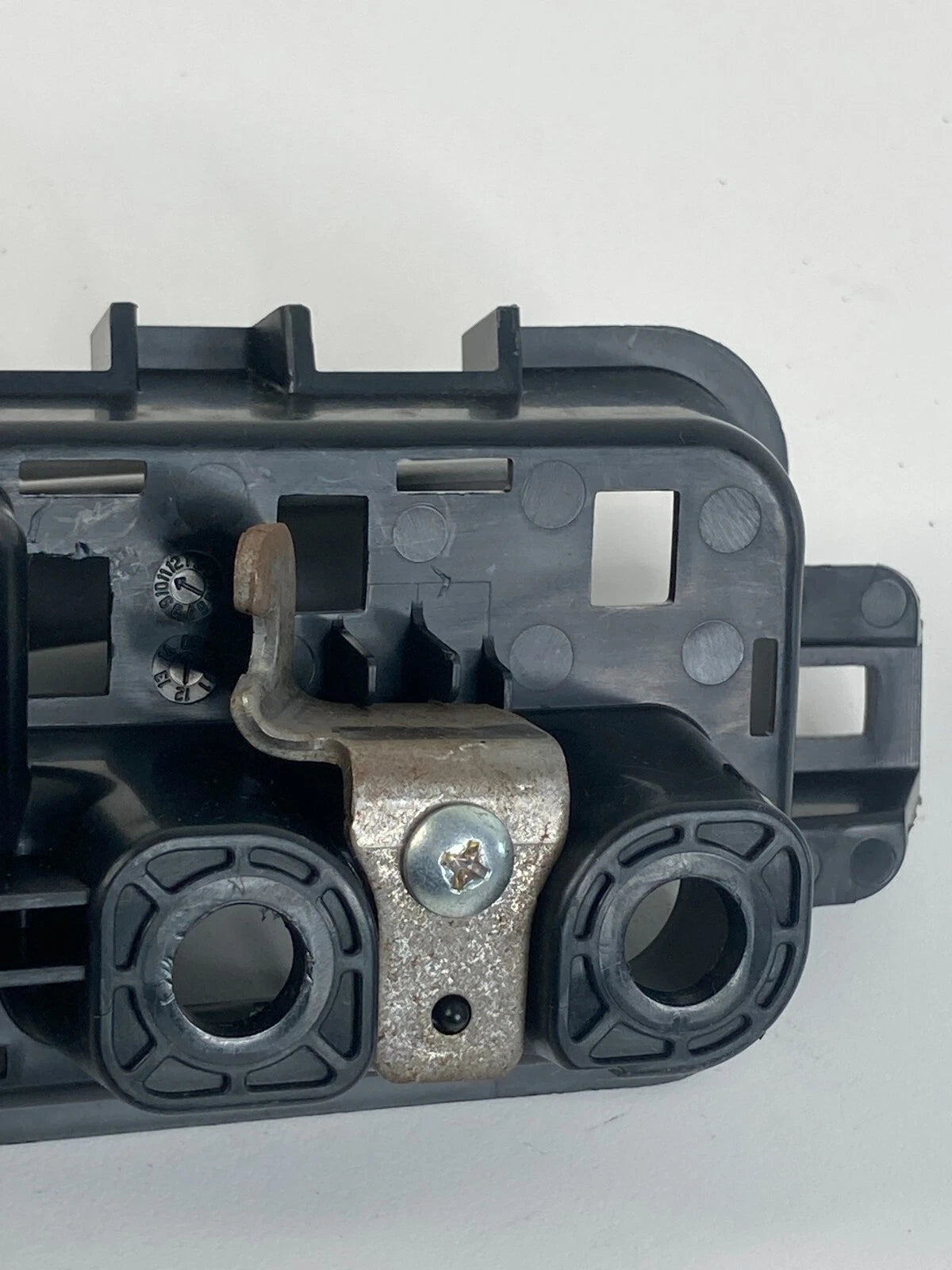 2010 2011 HONDA ACCORD CROSSTOUR REAR LEFT SEAT FOLDING ACTUATION RELEASE HANDLE