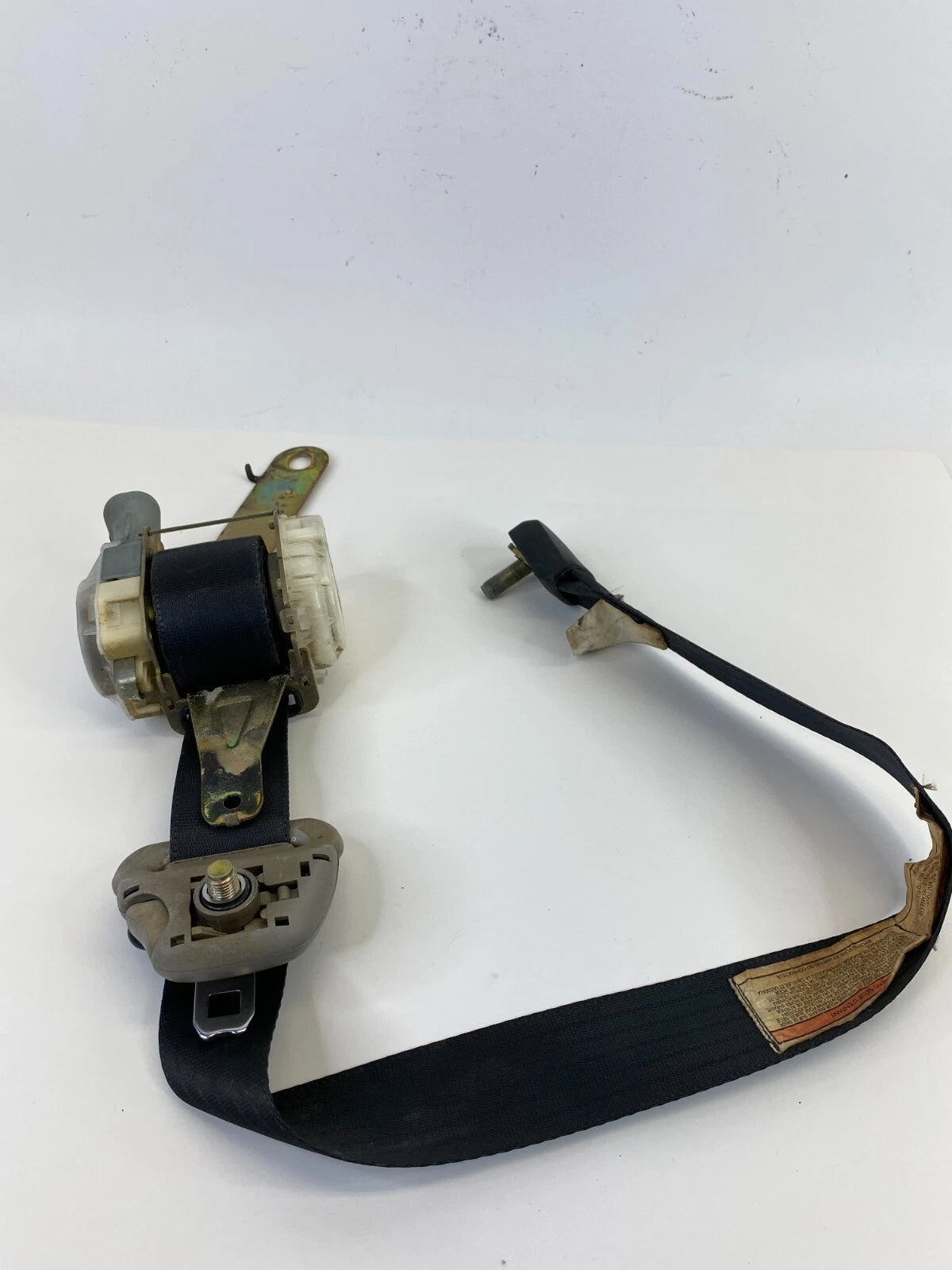 2005 2006 05 06 NISSAN ALTIMA FRONT RIGHT PASSENGER SIDE SEAT BELT RETRACTOR OEM