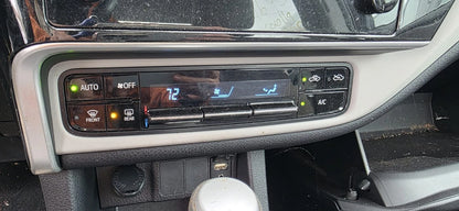 17-19 TOYOTA COROLLA AUTOMATIC CLIMATE CONTROL PANEL AC HEATER OEM 5546802060