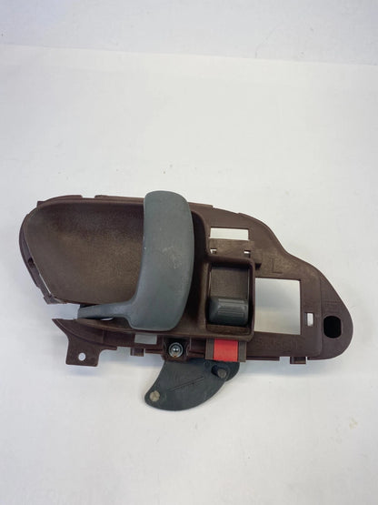 95-99 GMC YUKON CHEVY TAHOE FRONT LEFT DRIVER INNER DOOR HANDLE 5708041 FR LH