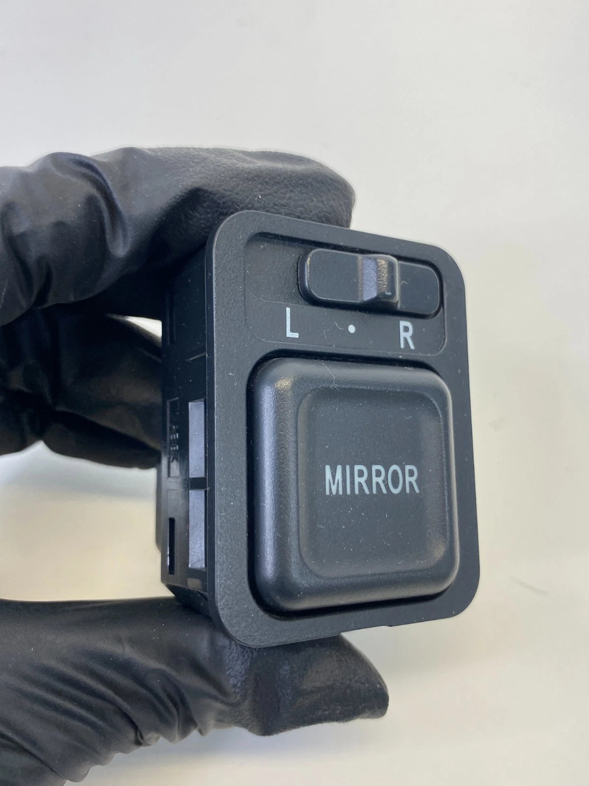 07 08 HONDA PILOT 04-06 CR-V AT LEFT DOOR PANEL SLIDING CRUISE MIRROR SWITCH OEM