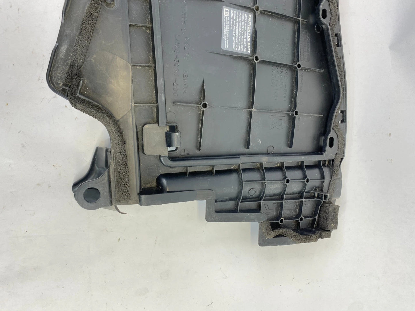 2008-2013 INFINITI G37 BATTERY TRAY COVER ACCESS LID TRIM 65278JK600 OEM