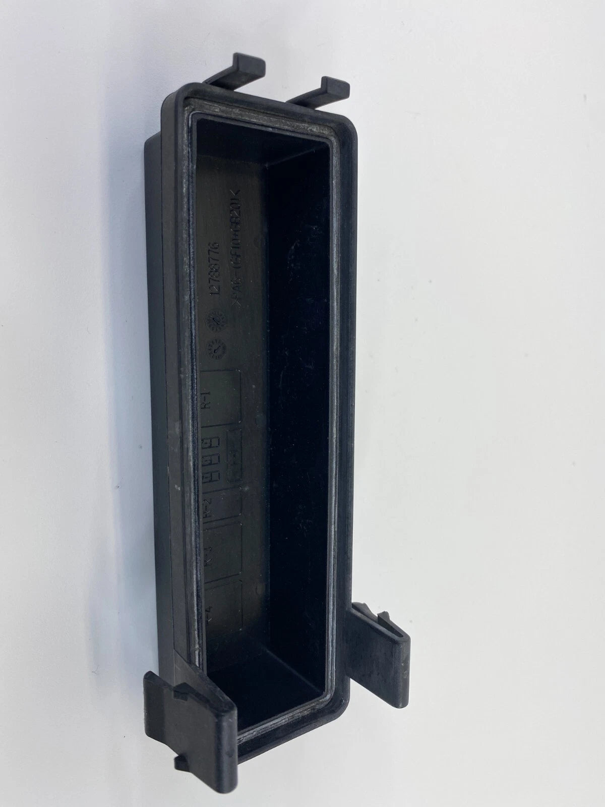 03 04 05 06 07 08 09 10 11 SAAB 9-3 FRONT FUSE RELAY BOX COVER CAP 12788776 OEM