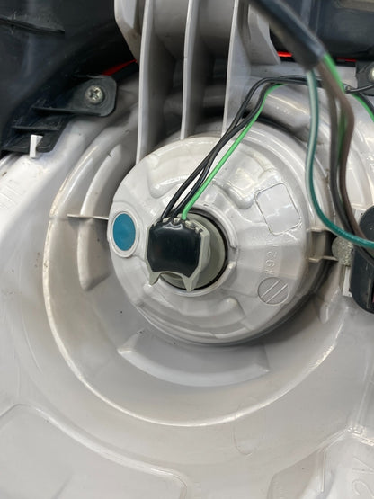 2010-2015 Chevrolet Equinox Right Passenger Side Tail Light Taillight Lamp OEM