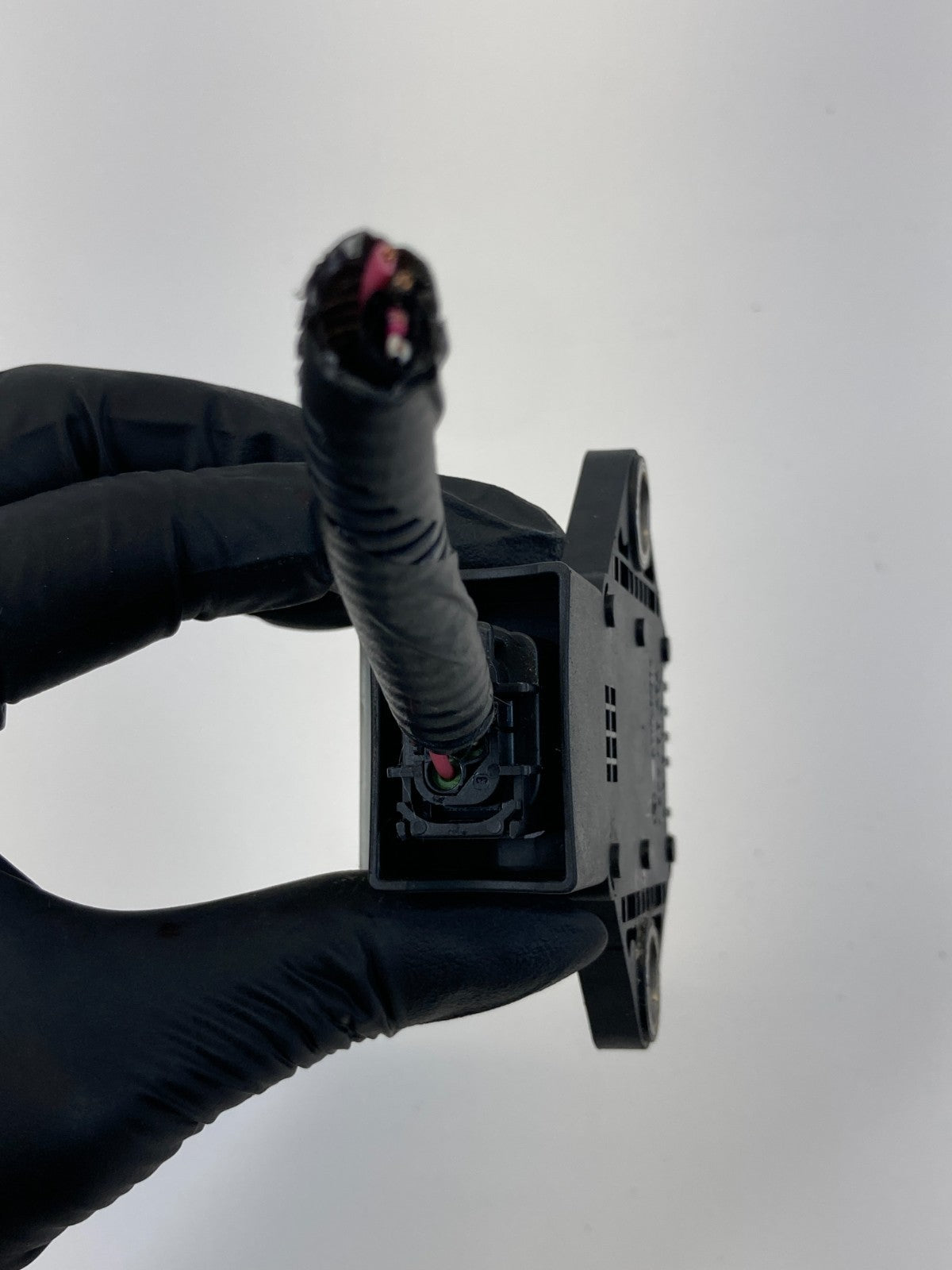 2008-2014 Hyundai Sonata Yaw Rate Stability Sensor Module 95690-3K500 OEM