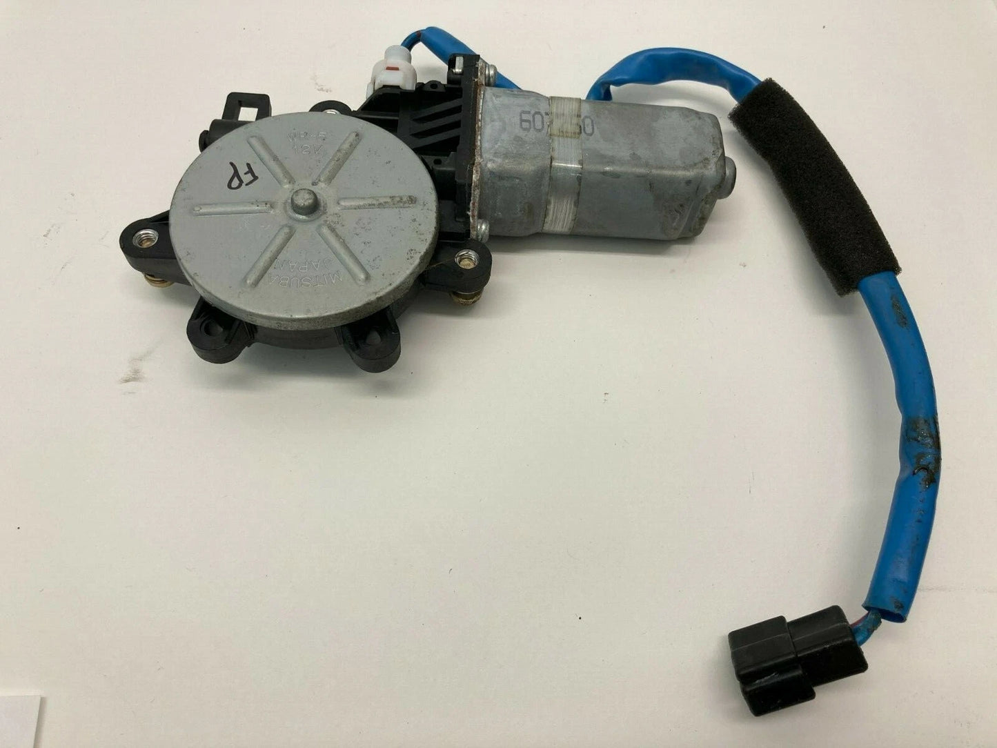 2002-2007 SUBARU IMPREZA FRONT RIGHT PASSENGER POWER WINDOW MOTOR FR RH OEM
