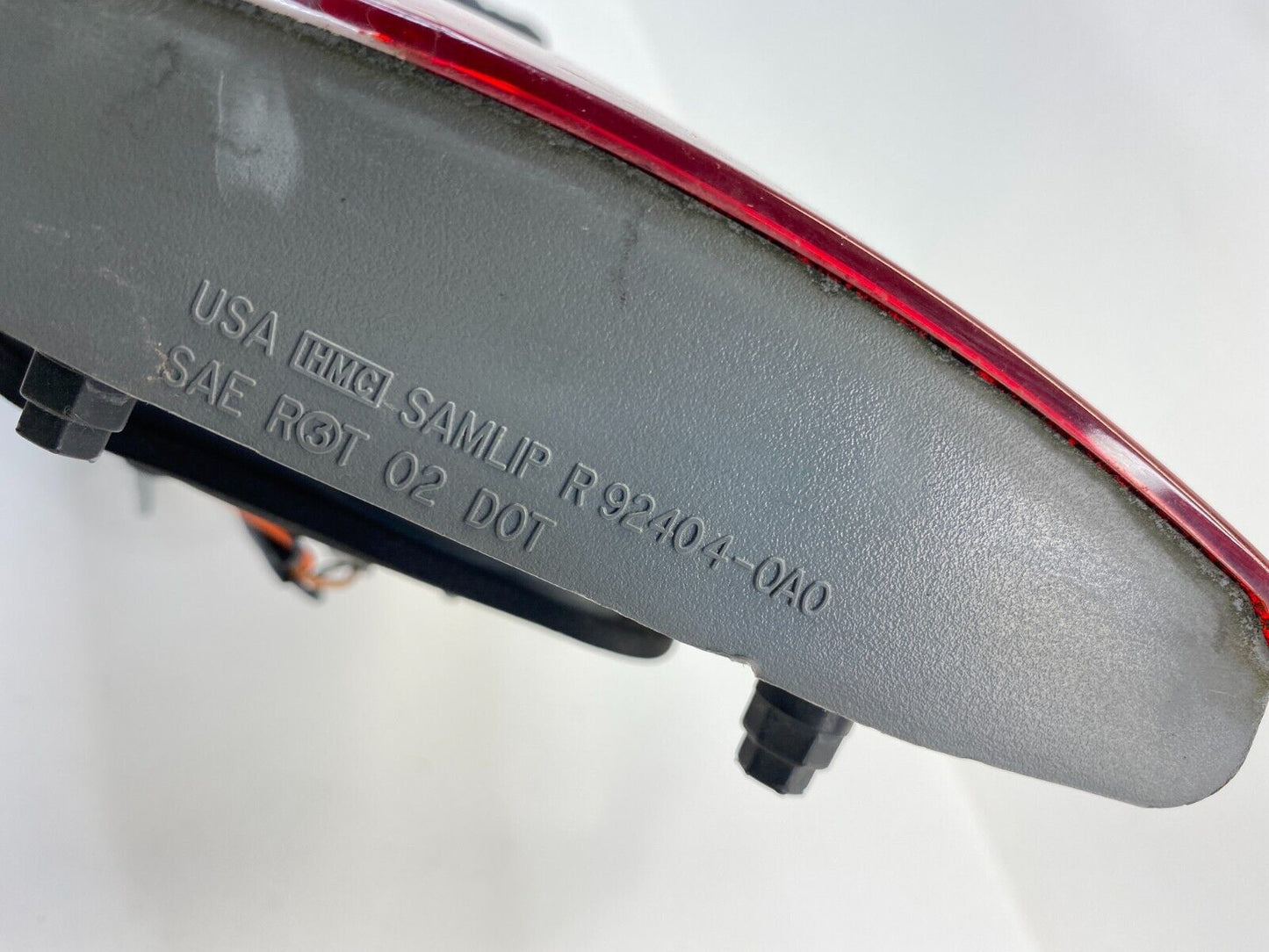 2006-2008 Hyundai Sonata Rear Right Side Inner Tail Light Taillight 92404-0A0