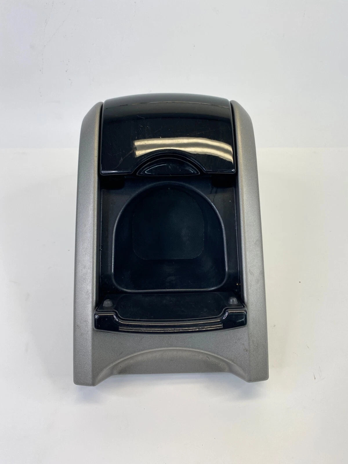 2004-2009 TOYOTA PRIUS FRONT CENTER CONSOLE CUP HOLDER W/ TRIM 1A8C1-009G OEM