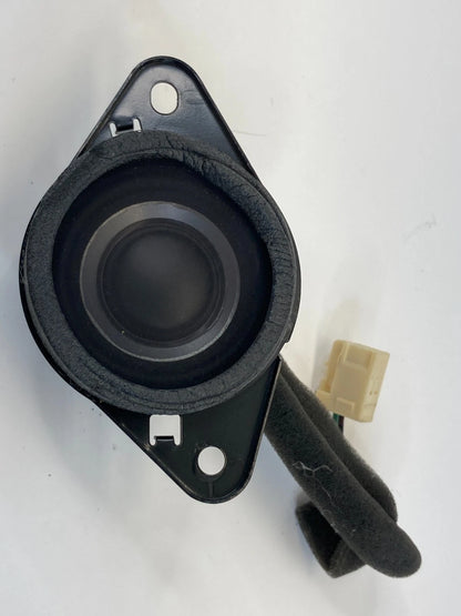 2010 2011 TOYOTA PRIUS REAR DOOR TWEETER AUDIO SPEAKER REAR LEFT OEM 8913000601C