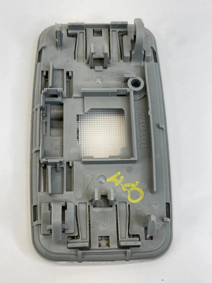2009-2013 TOYOTA MATRIX REAR OVERHEAD CONSOLE DOME LIGHT MAP LAMP OEM