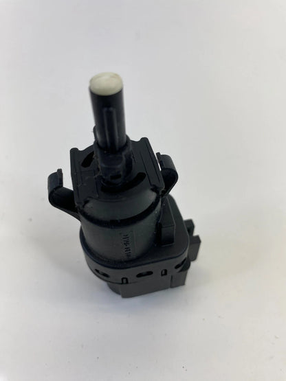 2011-2018 Volvo S60 Brake Pedal Stop Light Lamp Switch 3W5T-13480-AC