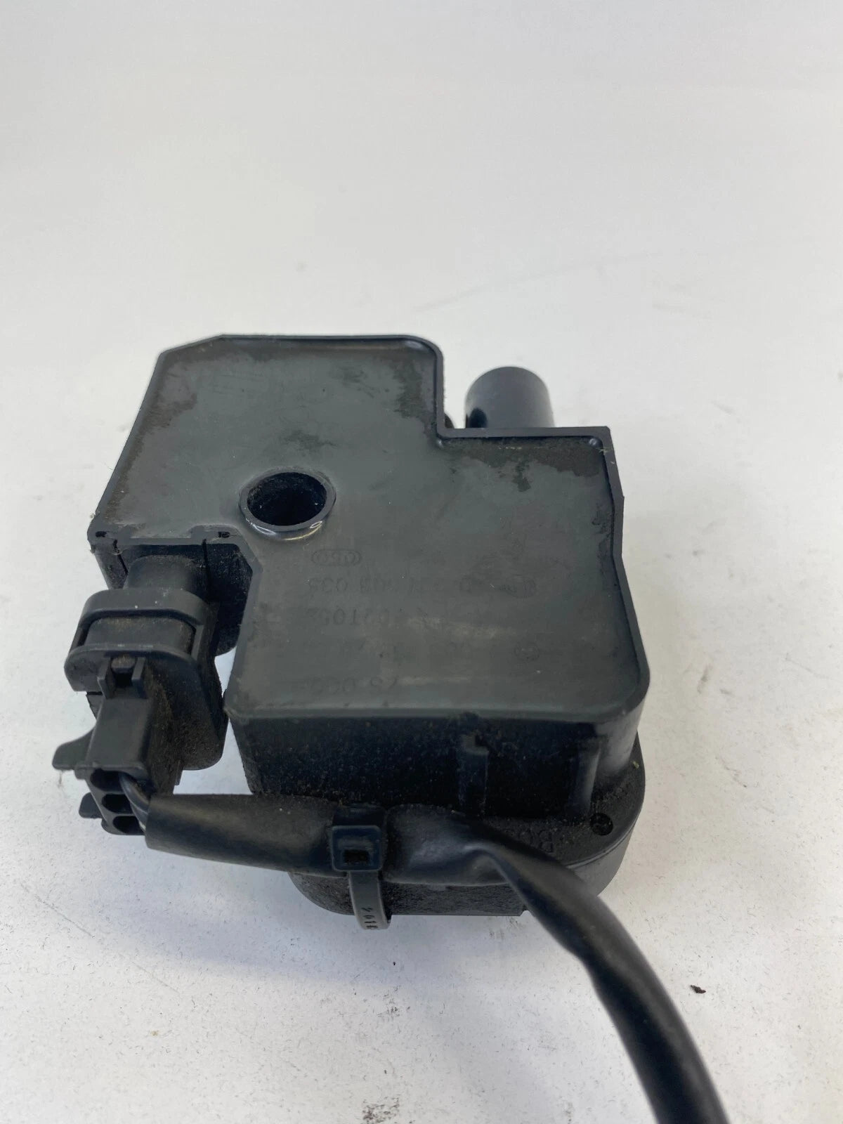 99-03 MERCEDES-BENZ CLK430 4.3L AT ENGINE IGNITION COIL INGITER 0221503035 OEM