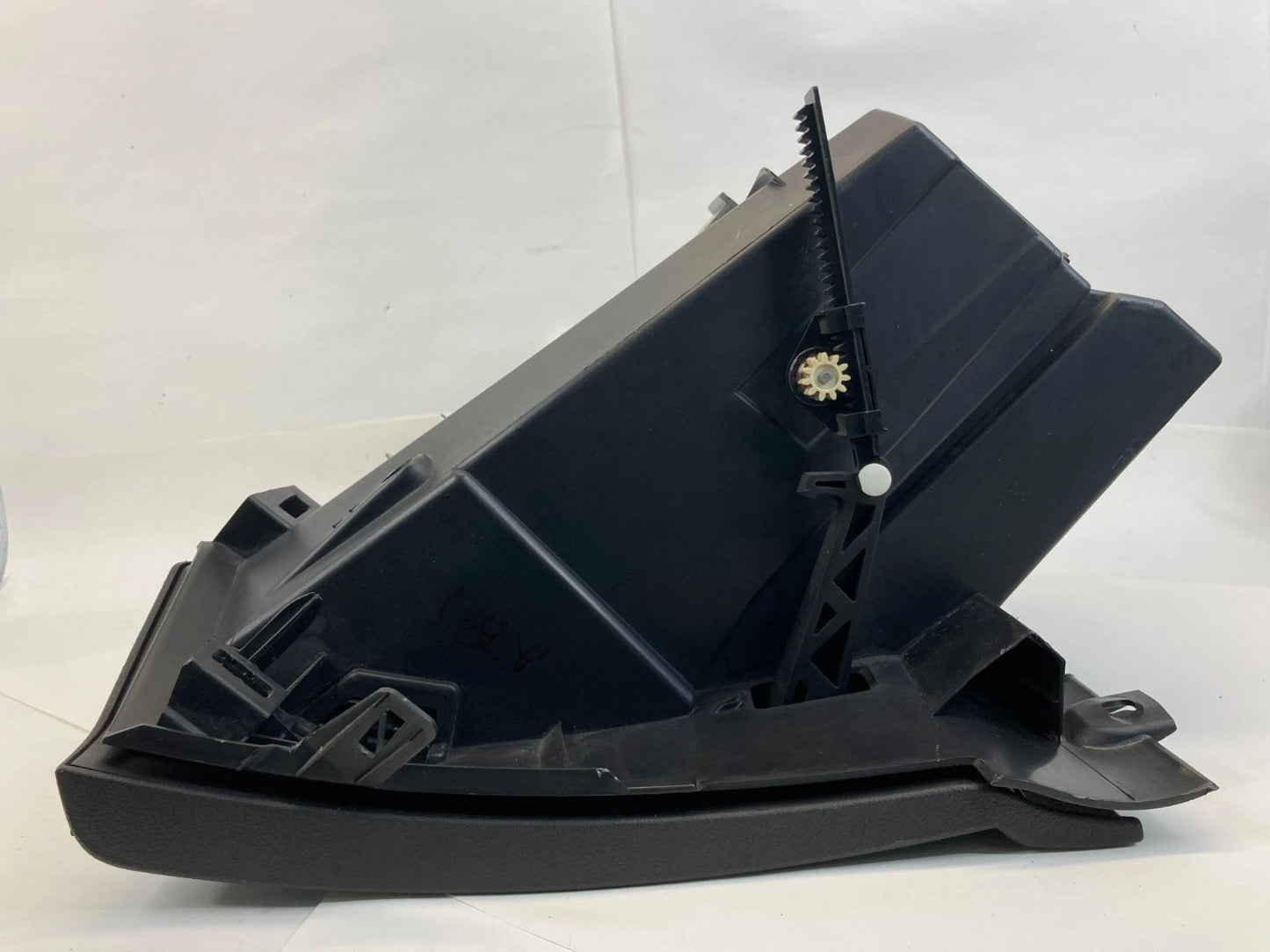 13-16 FORD ESCAPE GLOVE BOX GLOVEBOX STORAGE COMPARTMENT CJ54-S060T10-AMW OEM