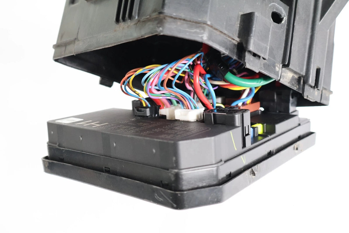 2013-2016 NISSAN SENTRA FRONT ENGINE IPDM FUSE RELAY JUNCTION MODULE 284B7-3RA1A