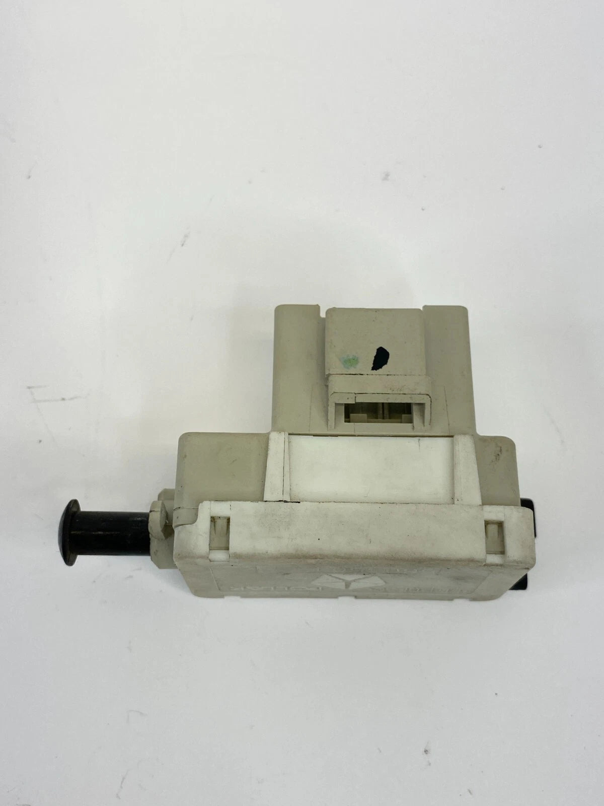 07-11 DODGE NITRO 2009 JOURNEY BRAKE LIGHT LAMP STOP BUTTON SWITCH 56045043AG