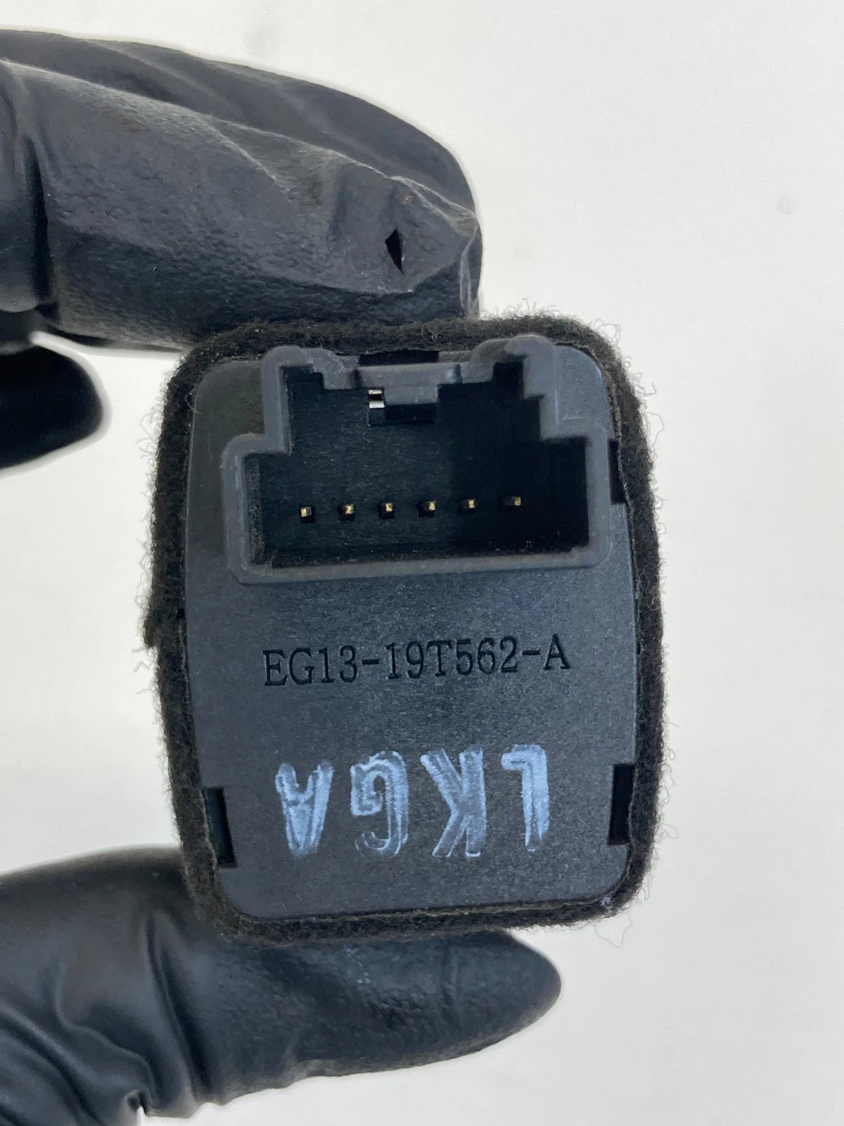 2013-2019 Ford Taurus Police Interceptor Temperature Humidity Module Sensor OEM