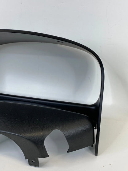 2008-2010 SATURN VUE CLUSTER UPPER COLUMN COVER TRIM SURROUND TRIM 96661640 OEM