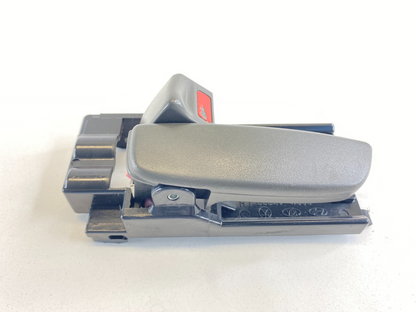 06-11 Hyundai Accent Sedan Front Left Driver Side Inner Door Handle 82610-1E000