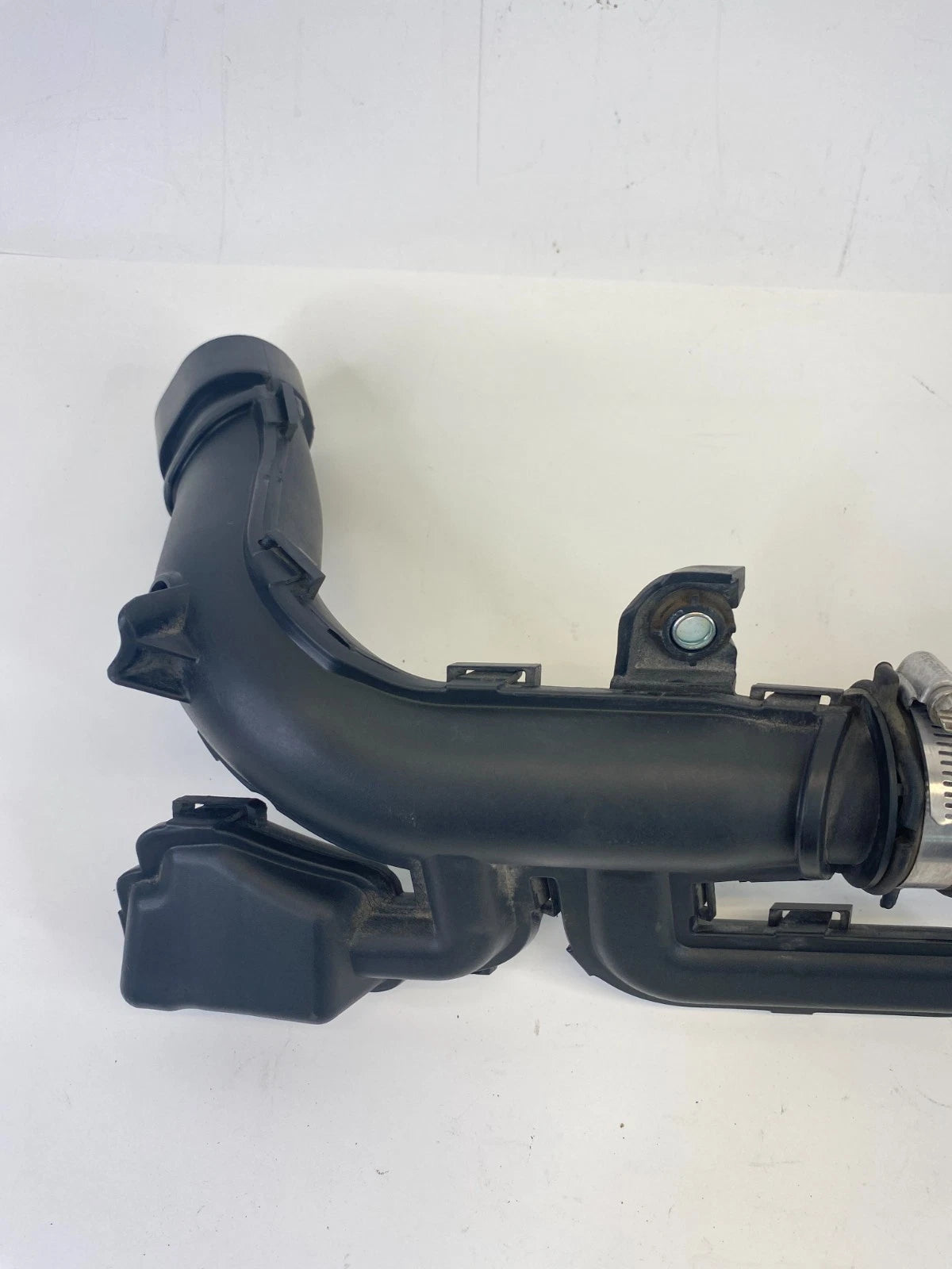 14-19 Nissan Versa Note 1.6L Engine Air Cleaner Duct Pipe W/ Resonator 72141226