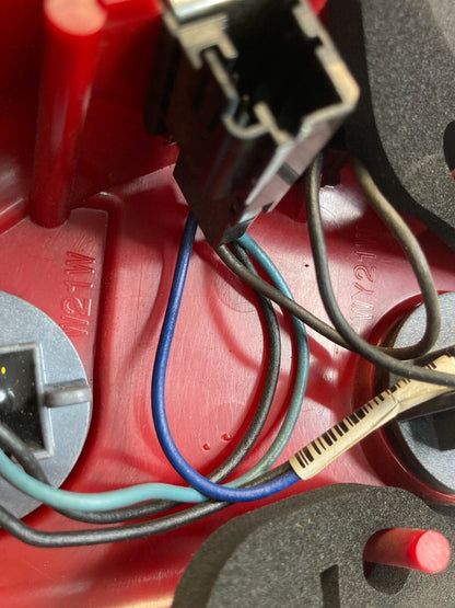 2013-2015 CHEVY MALIBU REAR LEFT SIDE TAIL LIGHT LAMP OUTER TAILLIGHT LAMP OEM